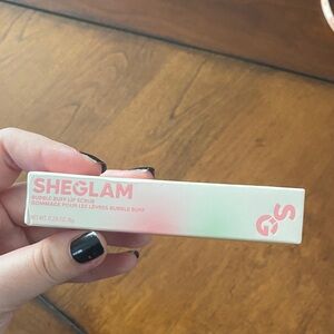 SheGlam Bubble Buff Lip Scrub - Pink and White